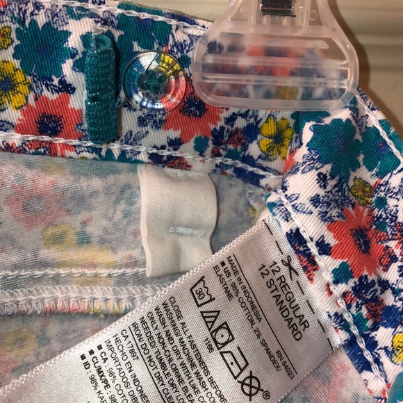 Old Navy Girls Jeggings and Blouse - Picture 5 of 8